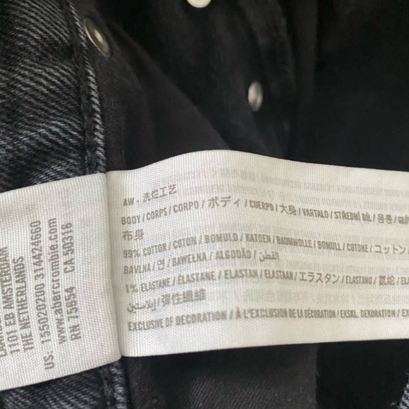 Abercrombie & Fitch Women's High Rise Black Jeans - Picture 5 of 5